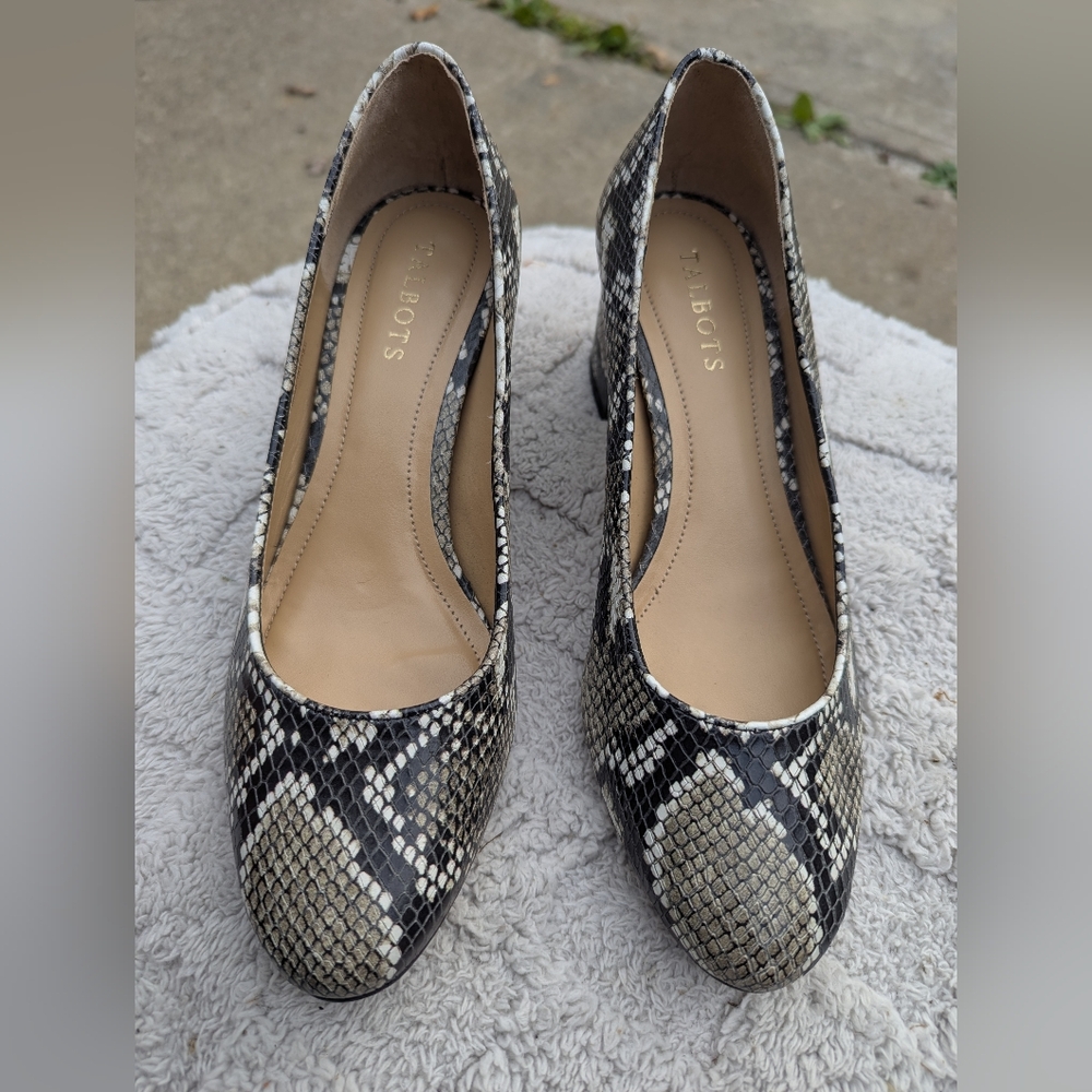 Talbots Leather Faux Snakeskin Chunky Pumps Size 8.5